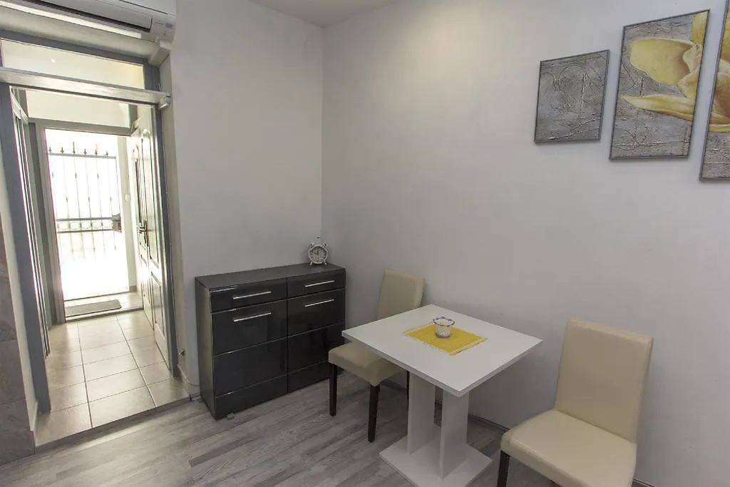 Apartments Dado Zadar